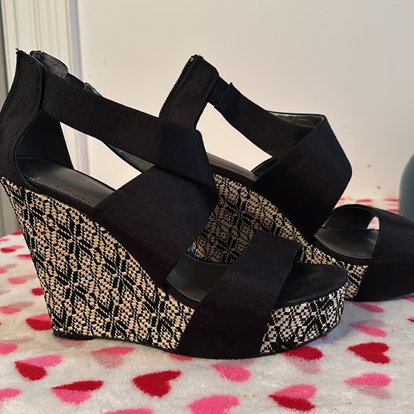 Platform Wedges - Picture 2 of 4